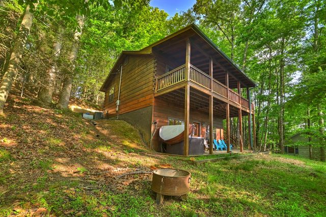 423 Laurel Creek Road, Blue Ridge, GA 30513