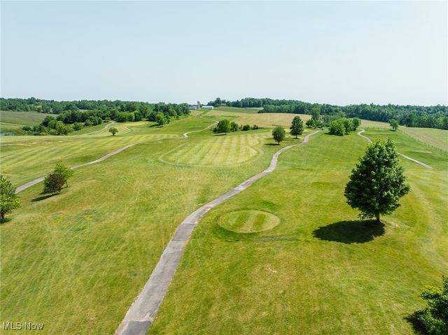745 N Hopewell Road N, Hopewell, OH 43746