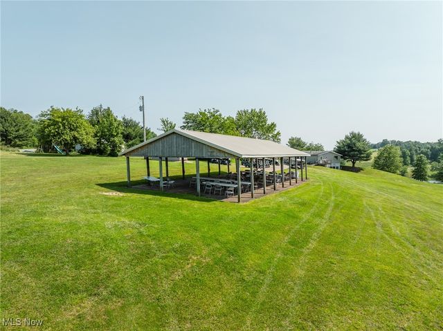 745 N Hopewell Road N, Hopewell, OH 43746