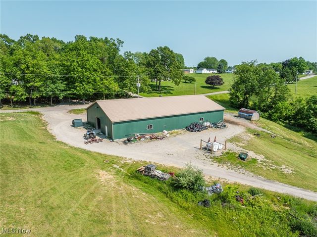 745 N Hopewell Road N, Hopewell, OH 43746