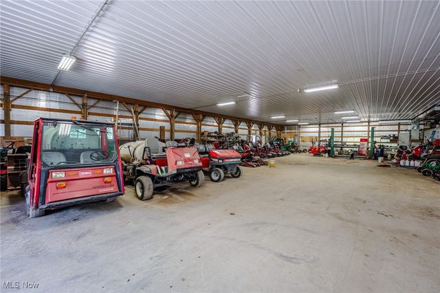 745 N Hopewell Road N, Hopewell, OH 43746