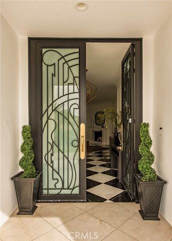 4330 Grimes Place, Encino (los Angeles), CA 91316