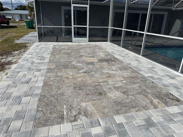 717 CRESTVIEW CIRCLE NW, Port Charlotte, FL 33948