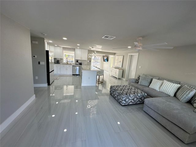 717 CRESTVIEW CIRCLE NW, Port Charlotte, FL 33948