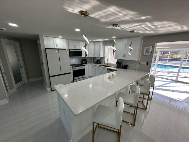 717 CRESTVIEW CIRCLE NW, Port Charlotte, FL 33948