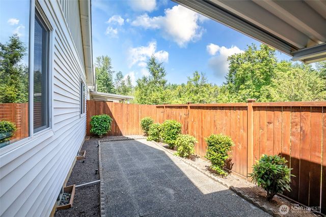 11809 5th Avenue Ct E, Tacoma, WA 98445