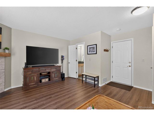 5546 Lone Eagle Ct, Boulder, CO 80301