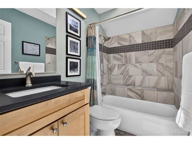 5546 Lone Eagle Ct, Boulder, CO 80301
