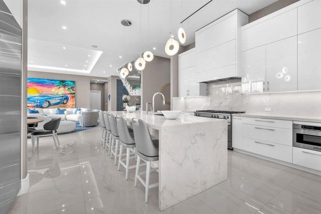 17787 Scarsdale Way, Boca Raton, FL 33496
