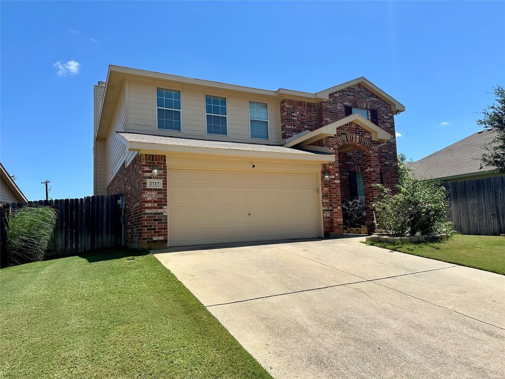 2717 Big Spring Drive, Fort Worth, TX 76120