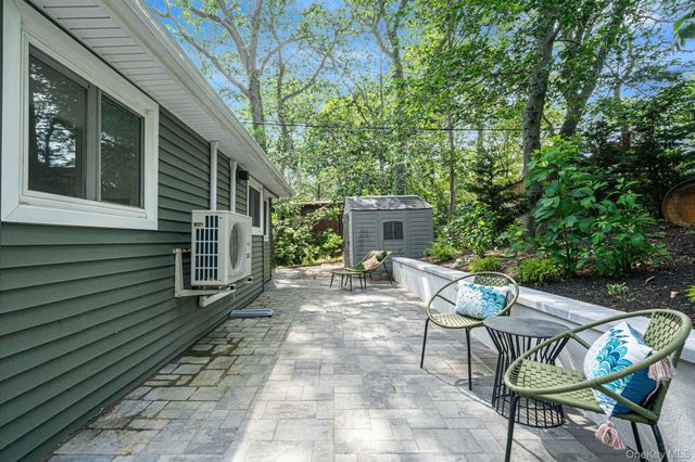 356 Oakleigh Avenue 16, Baiting Hollow, NY 11933