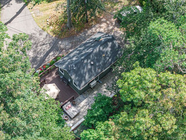 356 Oakleigh Avenue 16, Baiting Hollow, NY 11933