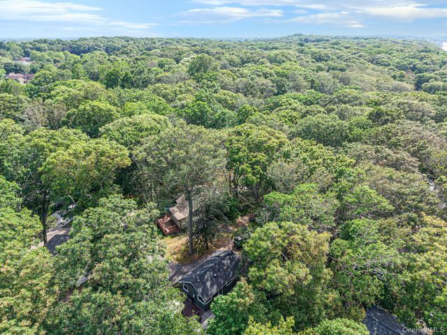 356 Oakleigh Avenue 16, Baiting Hollow, NY 11933