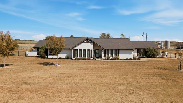 20185 Willow Glade Circle, Pilot Point, TX 76258