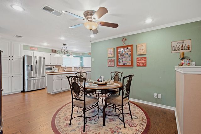 20185 Willow Glade Circle, Pilot Point, TX 76258