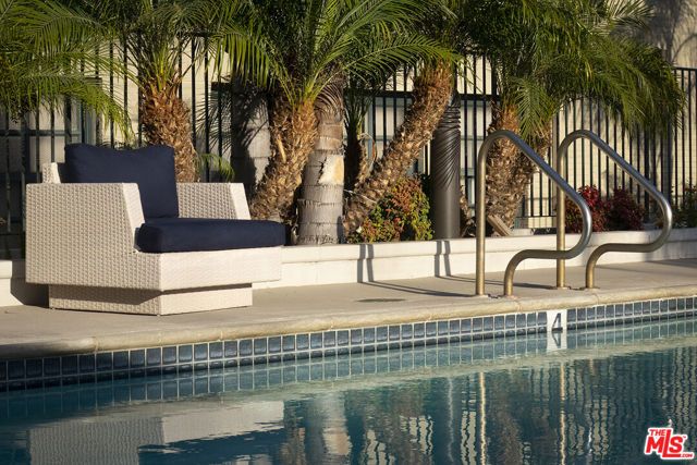 315 W 5th Street 402, Los Angeles, CA 90013