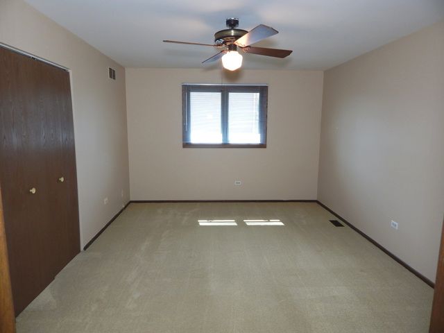 8101 Braeburn Lane, Orland Park, IL 60462