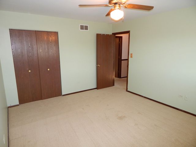 8101 Braeburn Lane, Orland Park, IL 60462