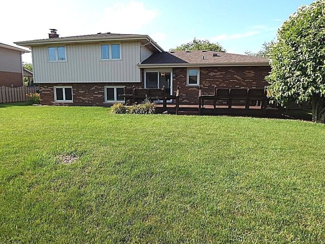 8101 Braeburn Lane, Orland Park, IL 60462