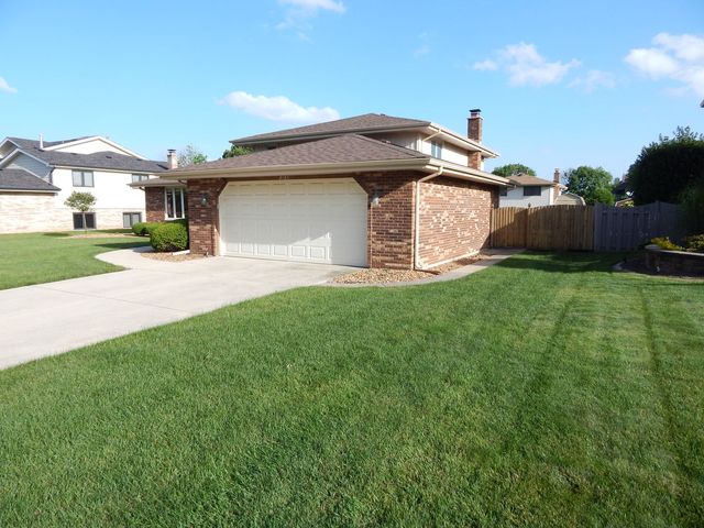 8101 Braeburn Lane, Orland Park, IL 60462