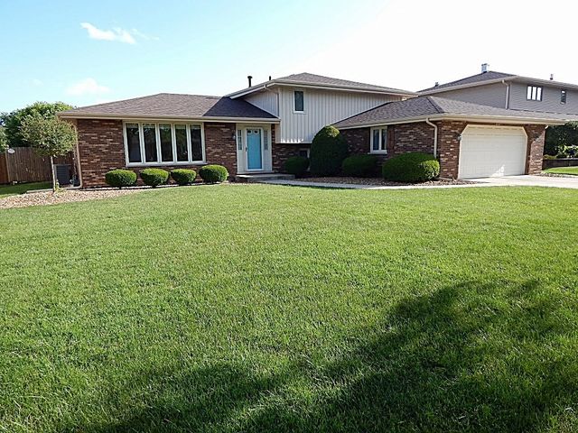 8101 Braeburn Lane, Orland Park, IL 60462