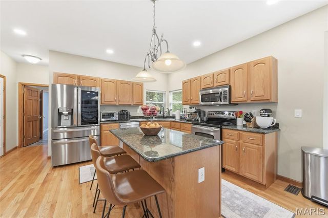 7204 Westfield Woods Drive, O'fallon, MO 63368