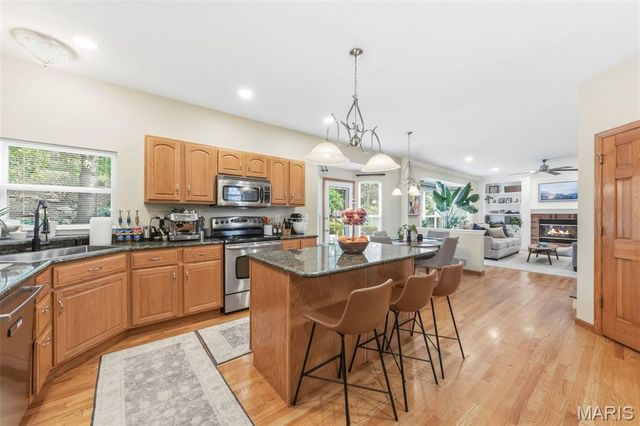 7204 Westfield Woods Drive, O'fallon, MO 63368