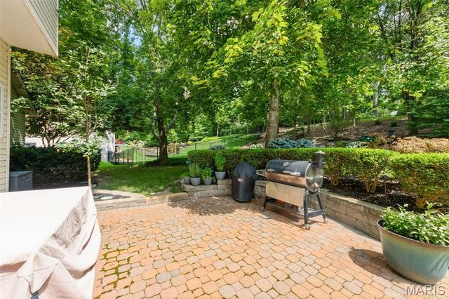 7204 Westfield Woods Drive, O'fallon, MO 63368