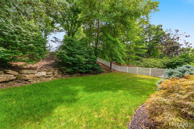 7204 Westfield Woods Drive, O'fallon, MO 63368