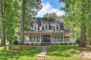 1506 Wandering Way Drive, Charlotte, NC 28226