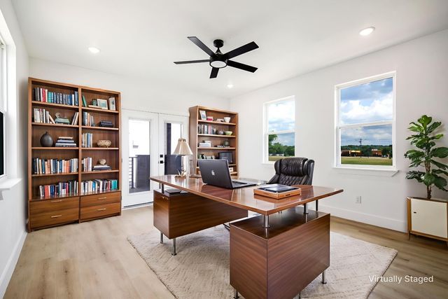 1928 Pueblo Street, Dallas, TX 75212