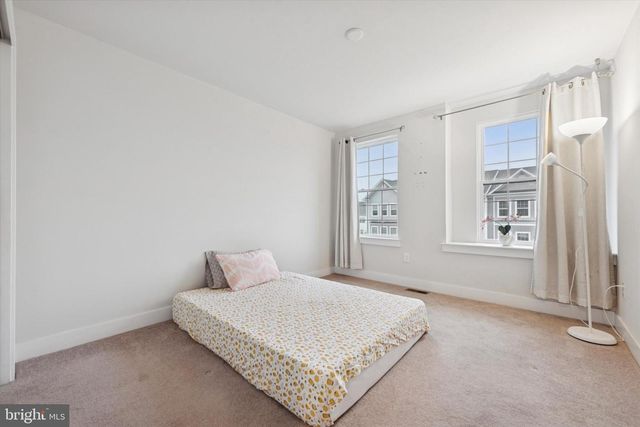 235 RED LEAF LN, Exton, PA 19341