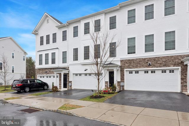 235 RED LEAF LN, Exton, PA 19341