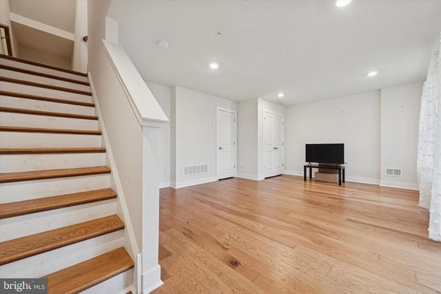 235 RED LEAF LN, Exton, PA 19341