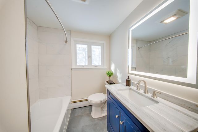 3 Woodbury Drive, Nashua, NH 03062