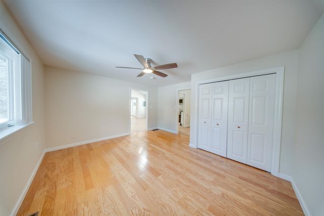 3 Woodbury Drive, Nashua, NH 03062