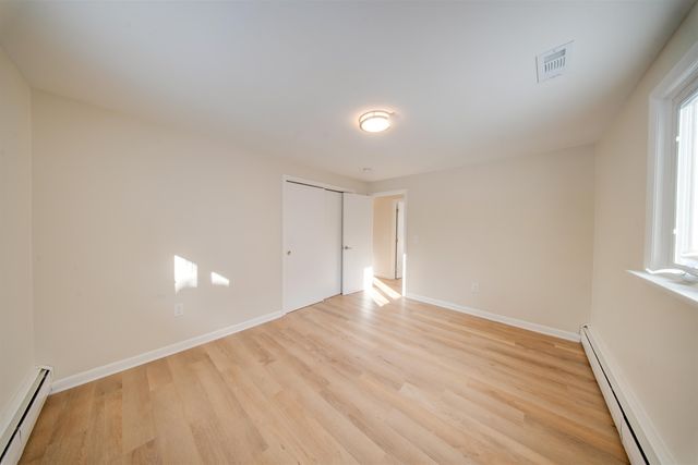 3 Woodbury Drive, Nashua, NH 03062