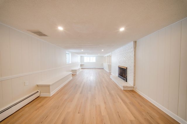 3 Woodbury Drive, Nashua, NH 03062