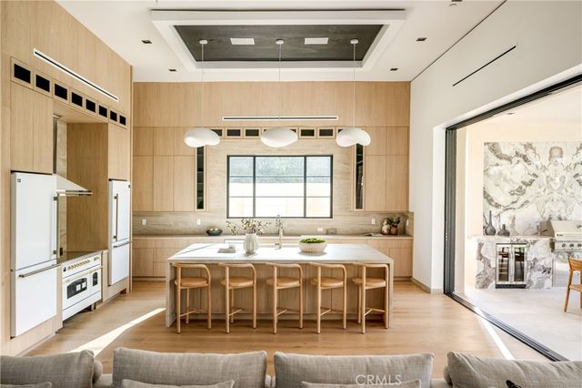 11826 Kling Street, Valley Village, CA 91607