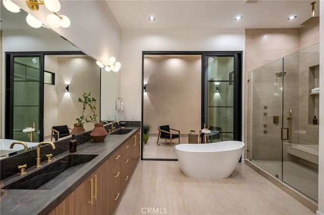 11826 Kling Street, Valley Village, CA 91607