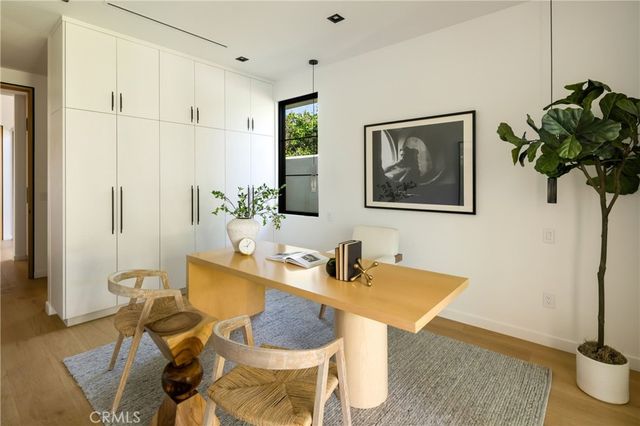 11826 Kling Street, Valley Village, CA 91607