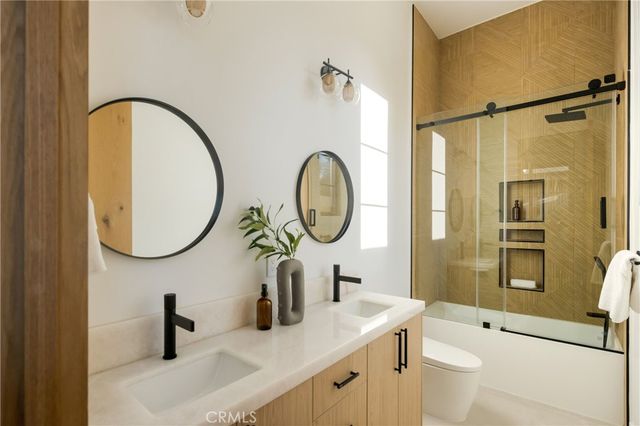 11826 Kling Street, Valley Village, CA 91607