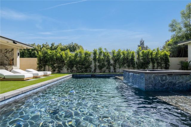 11826 Kling Street, Valley Village, CA 91607