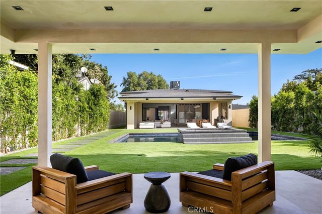 11826 Kling Street, Valley Village, CA 91607