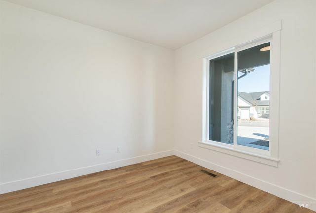 405 S Diesel Way, Boise, ID 83716