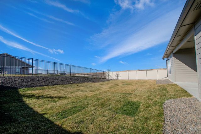 405 S Diesel Way, Boise, ID 83716