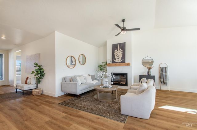 405 S Diesel Way, Boise, ID 83716