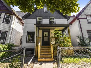214 N 37th STREET, Milwaukee, WI 53208