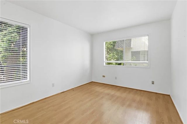 6121 Shoup Avenue 35, Woodland Hills, CA 91367