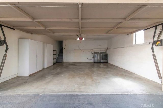 6121 Shoup Avenue 35, Woodland Hills, CA 91367